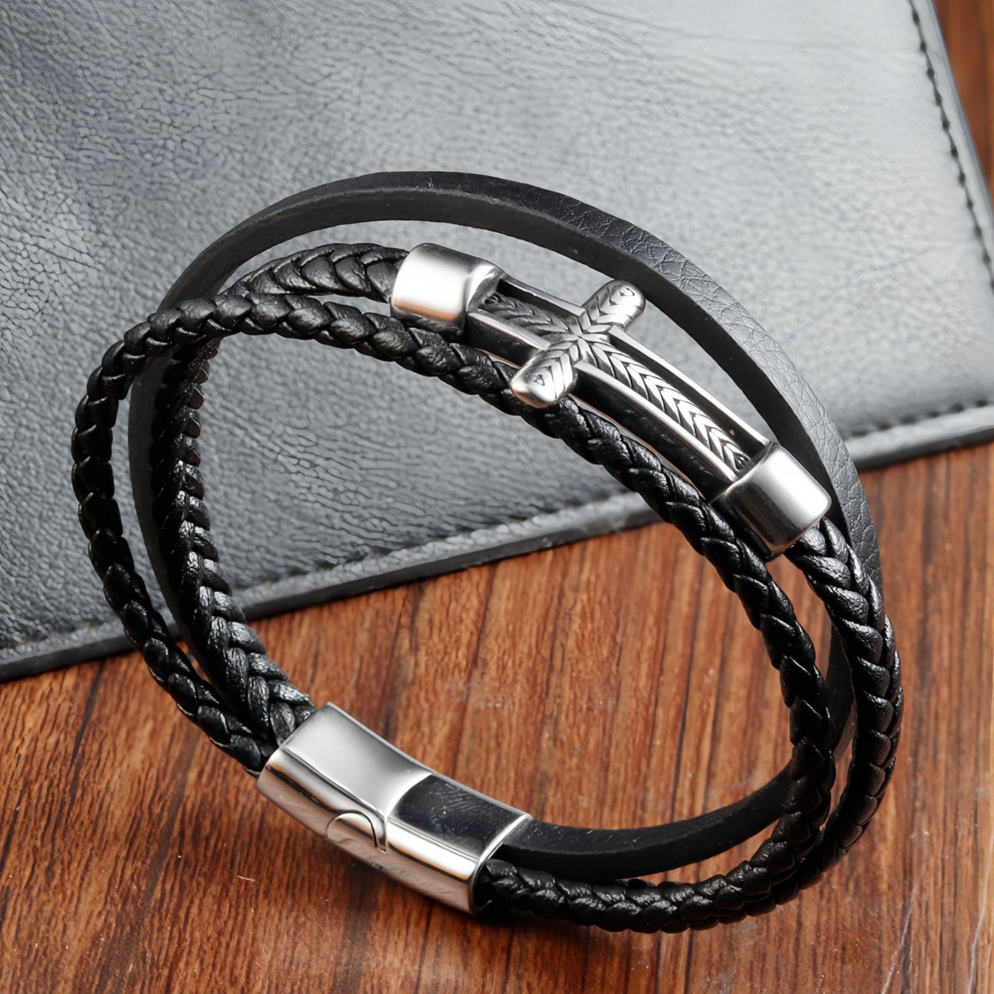 Men's Arrow Engraved Tube Cross Leather Bracelet