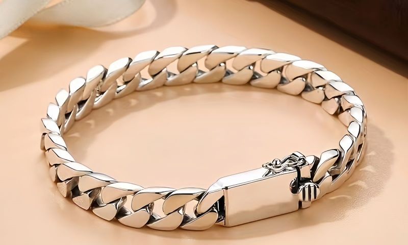 What Is a Cuban Bracelet?