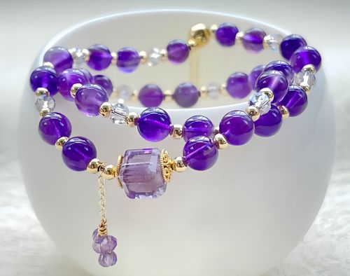 How to Clean an Amethyst Bracelet: Simple Care Tips to Keep It Looking Beautiful