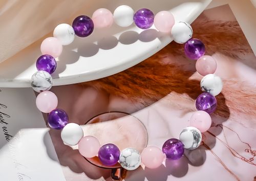 How to Cleanse an Amethyst Bracelet: Gentle Rituals for Calm, Balance, and Daily Wear