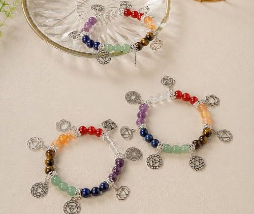 How to Use a 7 Chakra Bracelet: Simple Daily Practices for Balance and Mindfulness