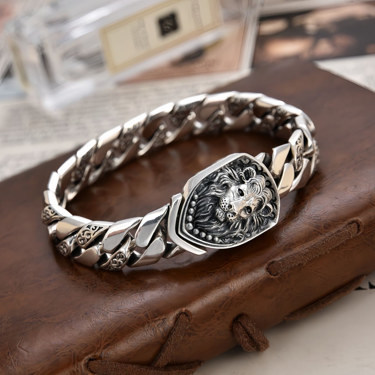 Men’s Cuban Chain Bracelet with Lion Shield